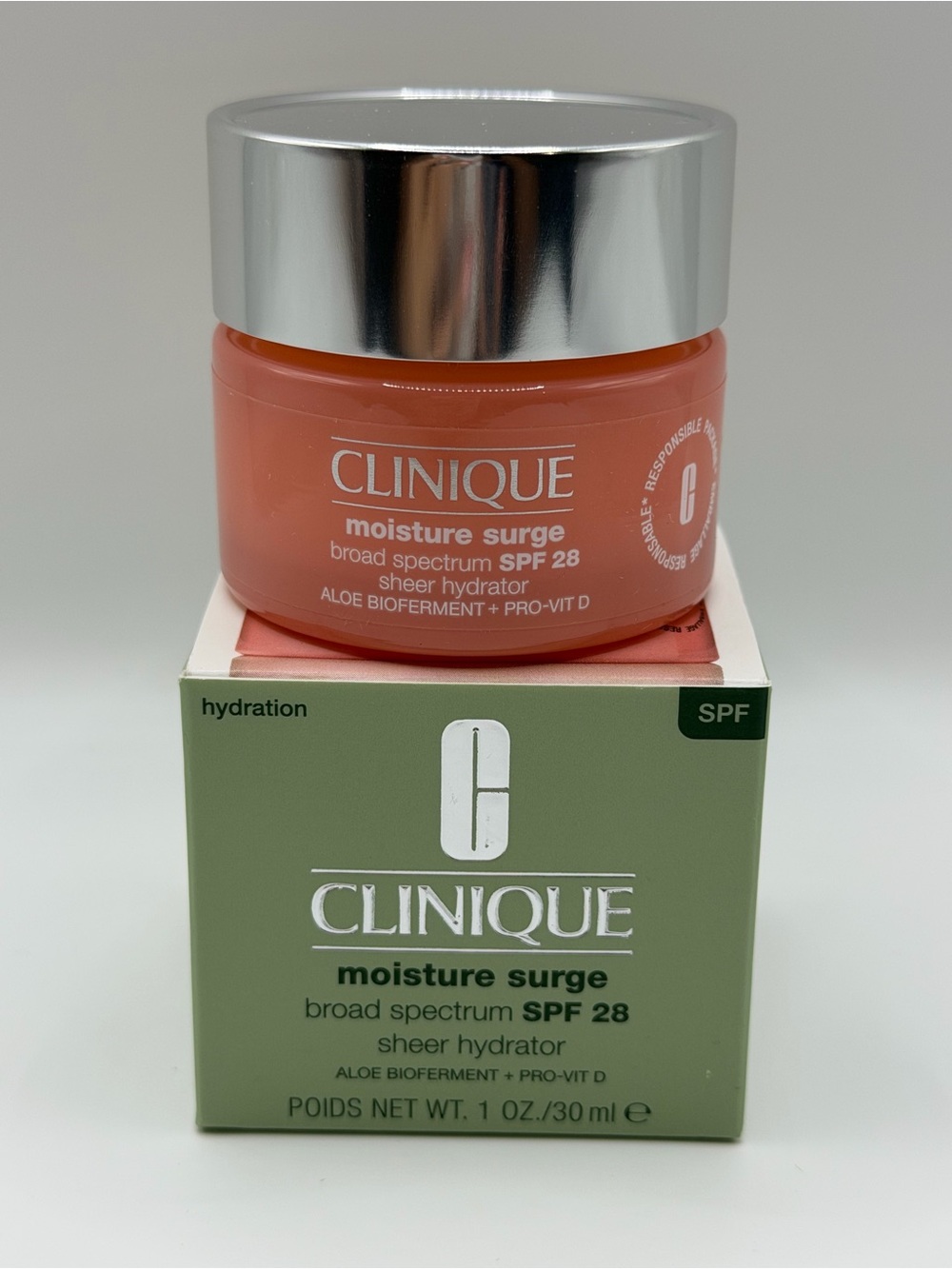 Clinique Moisture Surge SPF 28 Broad Spectrum Sheer Hydrator Moisturizer 1 oz